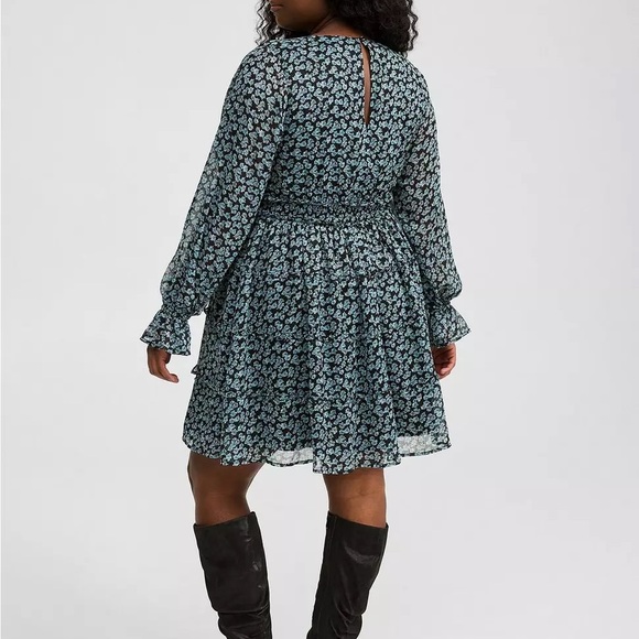 Torrid Mini Lurex Chiffon Tiered Mini Dress Size 0/L (12) NEW Floral Deep Black - Picture 2 of 12